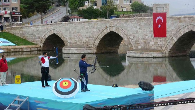 Okçuluk Türkiye Şampiyonası Tokat’ta Başladı