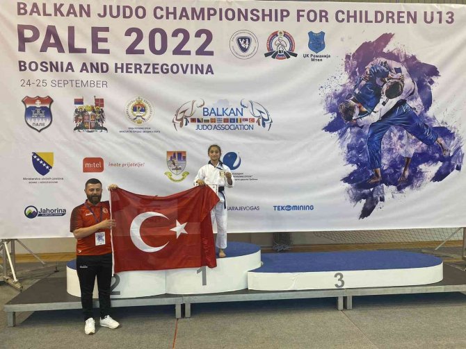 Balkan Şampiyonu Akçaabat Belediyesinden