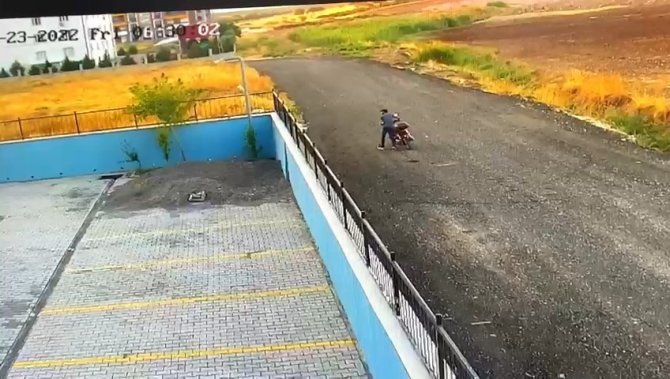 Park Halindeki Motosiklet Çalındı