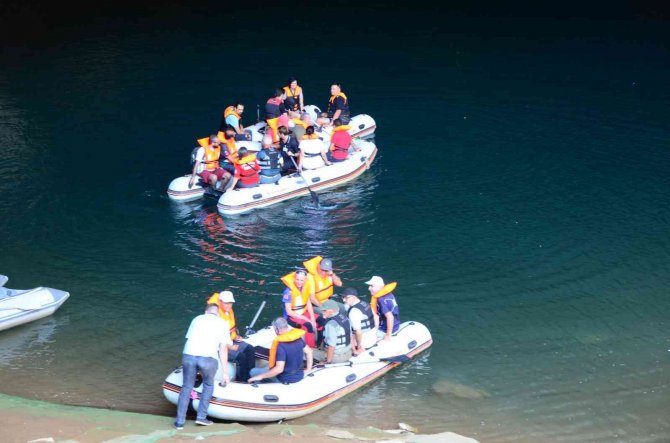 Türkiye’nin En Uzun Yeraltı Gölüne Ziyaretçi Akını