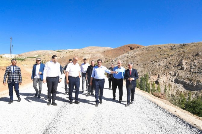 Başkan Gürkan, Yol İncelemesinde Bulundu