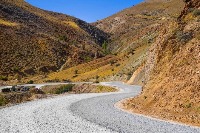 Başkan Gürkan, Yol İncelemesinde Bulundu