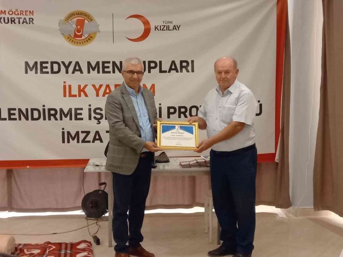 Kızılay’dan Gazetecilere İlk Yardım Eğitimi