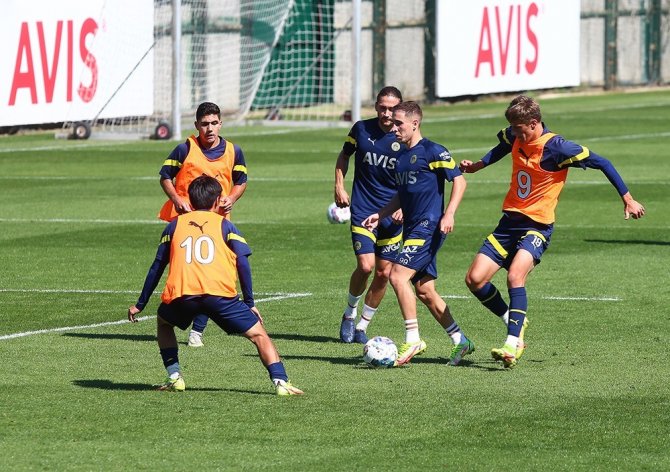 Fenerbahçe’de Beşiktaş Hazırlıkları Sürüyor