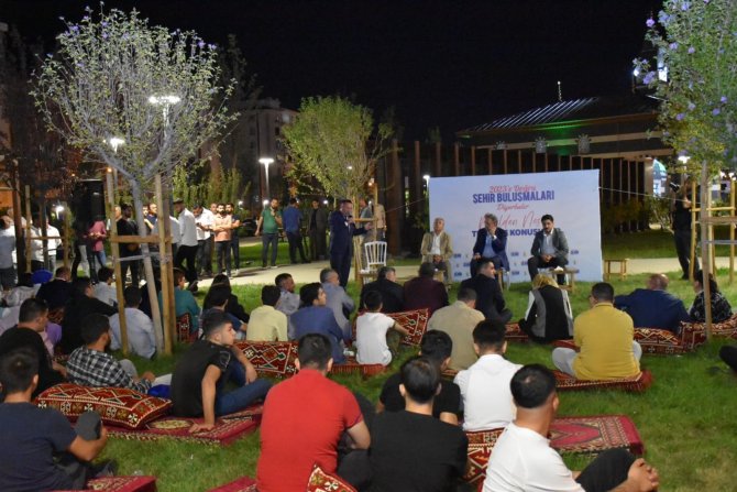 Ak Parti Genel Başkan Yardımcısı Yazıcı, Diyarbakır’da Gençlik Buluşmasına Katıldı