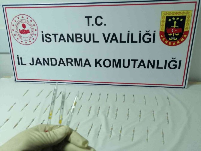 Jandarmadan Operasyon: 45 Tüp Kobra Yılanı Zehri Ele Geçirildi