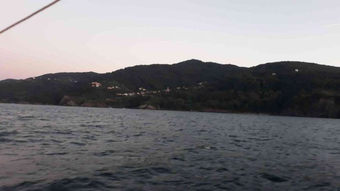 Balık Tutmak İçin Teknesiyle Denize Açılan Balıkçı Kayboldu