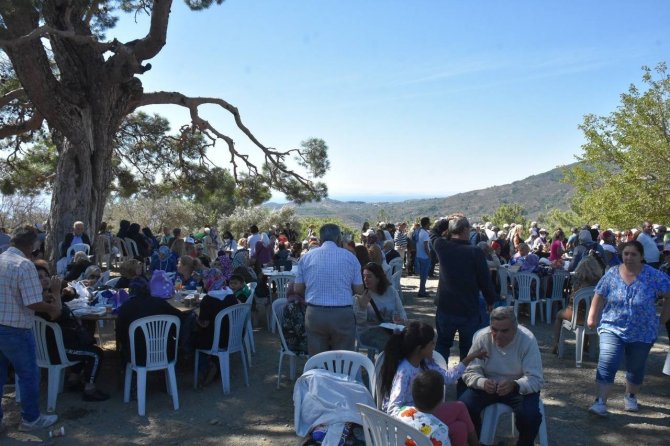 Kazdağları’nda Geleneksel Sarıkız Hayrı Yapıldı