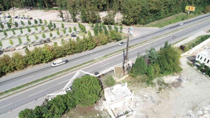 Ormanya’nın Konseptine Uygun Üst Geçit Yapılıyor