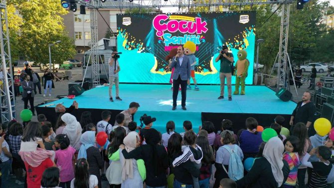 Başkan Altay: “Çalışma Azmimizi Çocuklarımızdan Alıyoruz”