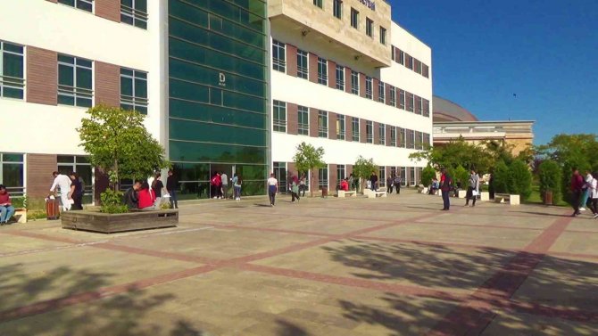 Kapıların Kapanmasına Saniyeler Kala Sınava Yetiştiler