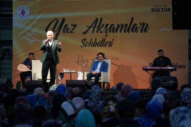 Nihat Hatipoğlu Ve Abdurrahman Önül ‘Yaz Akşamları Sohbetleri’nde Ümraniye Halkı İle Buluştu