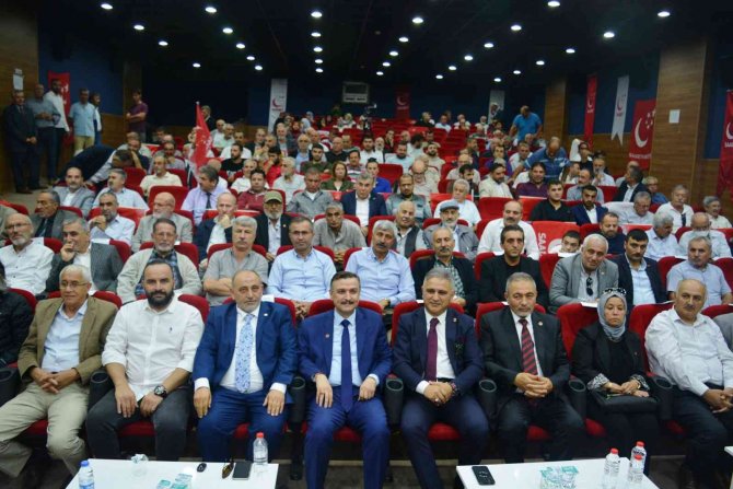 Saadet Partisi Aliağa İ̇lçe Başkanlığına Yeniden Mahmut Koç Seçildi