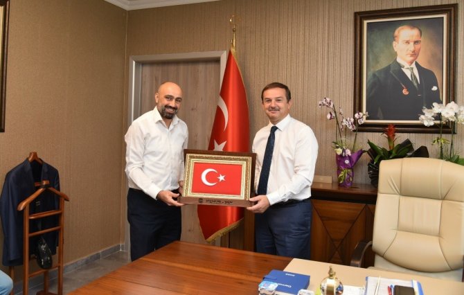 Manisa Sağlık Sen’den İ̇l Sağlık Müdürü Karaca’ya ‘Hayırlı Olsun’ Ziyareti