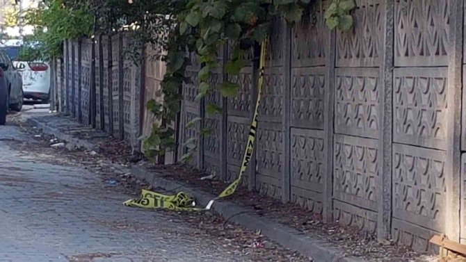 Kavgada Bıçakla Yaralanan Kişi Hayatını Kaybetti