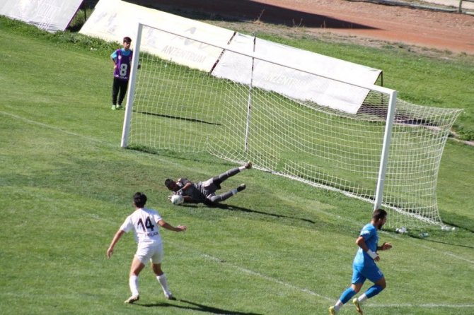 Tff 2. Lig; Bayburt Özel İ̇darespor - Arnavutköy Belediyesi Gençlik Spor: 1-1