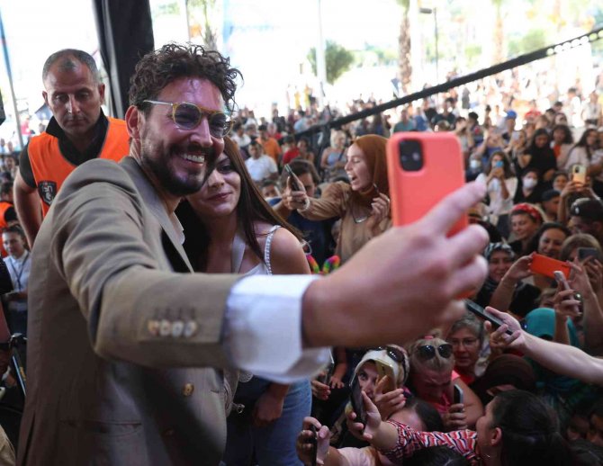 Antalyalılar Ünlü Şeflerin Söyleşi Ve Workshopuna Akın Etti