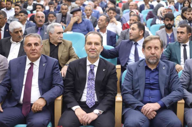 Yeniden Refah Partisi Genel Başkanı Erbakan Ağrı’da