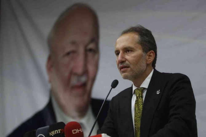 Fatih Erbakan, Partisinin Yalova İ̇l Kongresi’ne Katıldı
