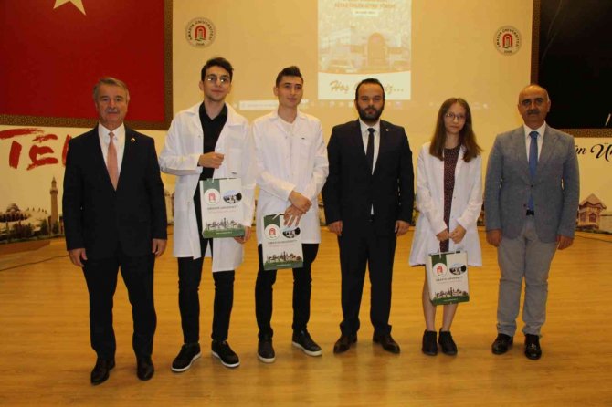 Amasya Tıp Fakültesi Öğrencileri 6 Yıl Sonra Amasya’da Eğitime Başlıyor