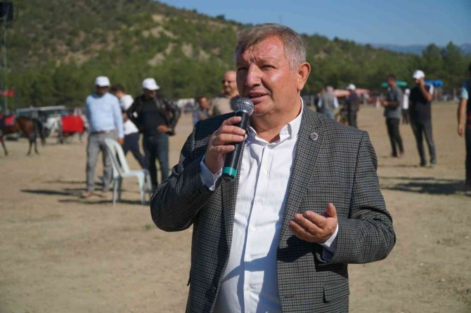 Pırlanta Pirinç Festivali’nde At Yarışları Nefes Kesti