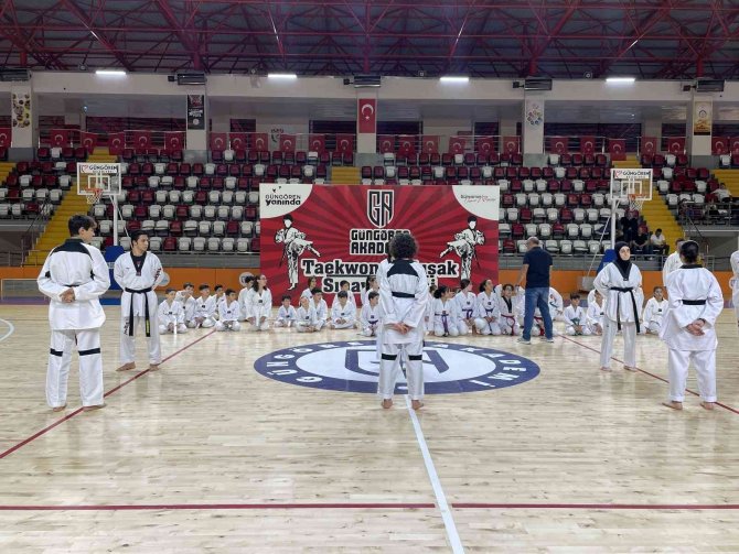 Aytan Spor Kulübü Eylül Ayı Tekvando Kuşak Sınavı Yapıldı