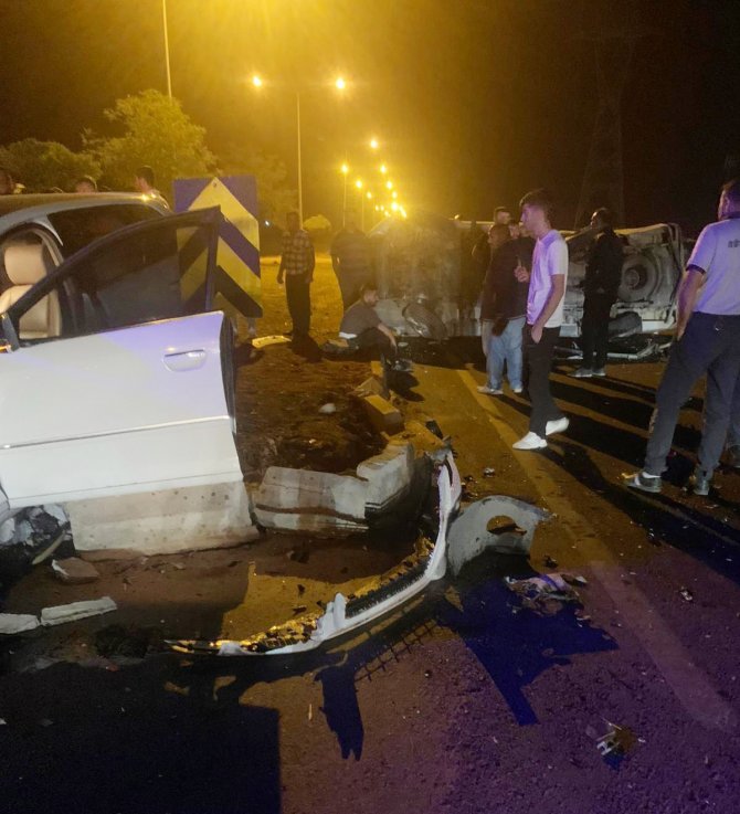 Batman’da Trafik Kazası: 1’i Ağır 4 Yaralı