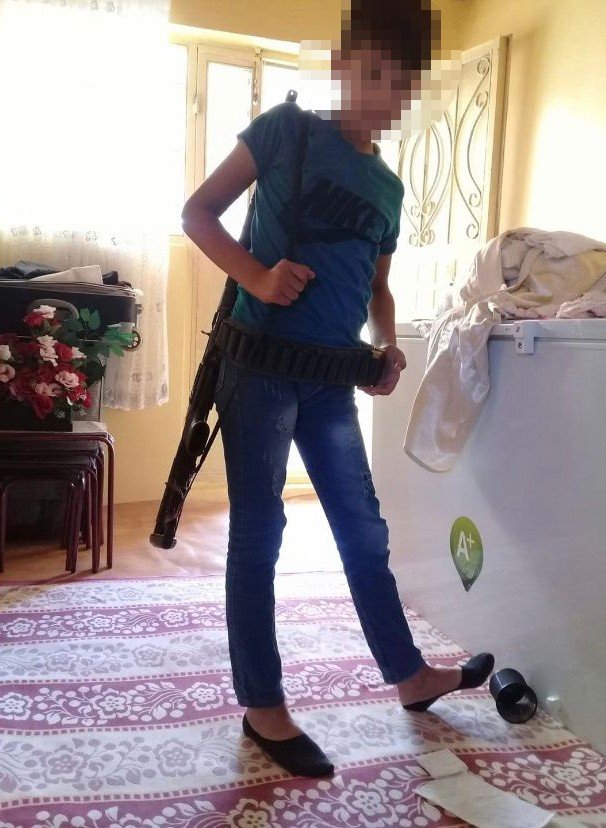Liseli Öğrencilerin Tabancayla Oyunu Ölümle Bitti
