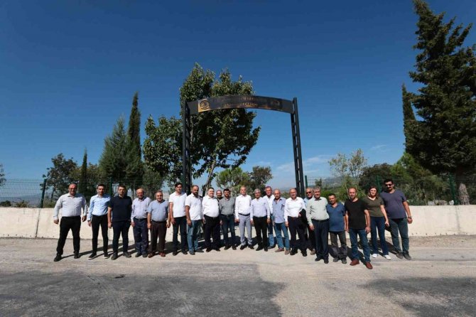 Denizli’de Mezarlıklar Yenileniyor