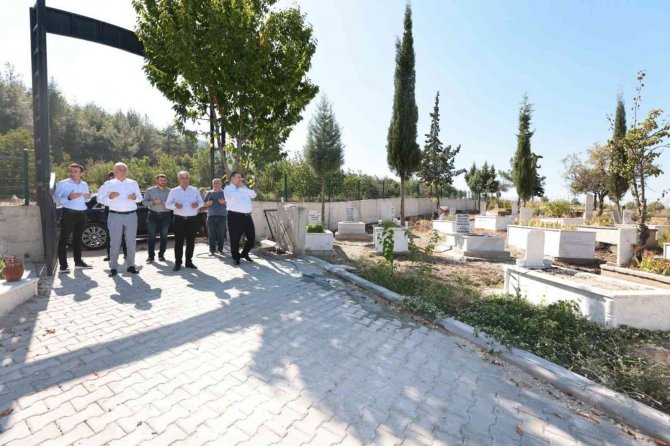 Denizli’de Mezarlıklar Yenileniyor