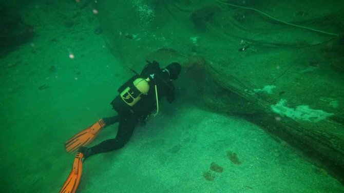 Denizlerden 5 Futbol Sahası Büyüklüğünde Hayalet Ağ Çıkarıldı