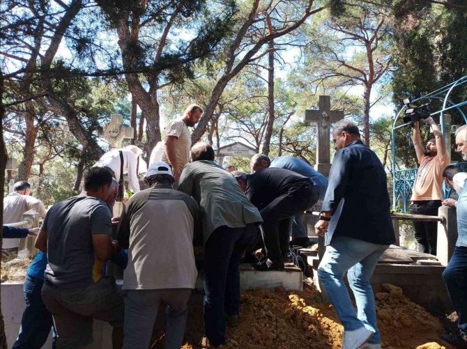 Kriton Dinçmen, 14 Yıl Sonra Heybeliada’da Toprağa Verildi