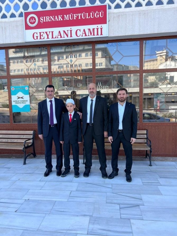 Hafızlık Yarışması Türkiye Üçüncüsü Elazığ’dan