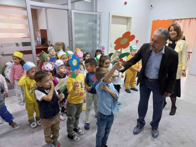 Minik Öğrencilere Ağız Ve Diş Sağlığı Eğitimi Verildi