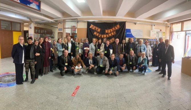 Yarım Asır Sonra ‘1. Mezunlar Günü’ Programında Bir Araya Geldiler