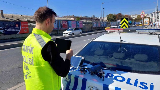 Fatih’te Dron Destekli Trafik Denetimi Yapıldı