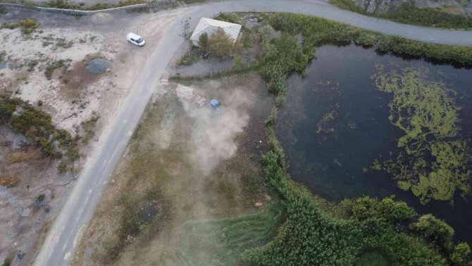 Ağrı Dağı Eteklerinde Çiftçiler Kış Hazırlıklarını Sürdürüyor