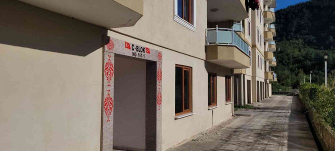 İ̇ki Gündür Haber Alınamayan Diyaliz Hastası Evinde Ölü Bulundu