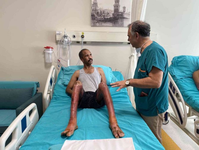 Libya’dan Türkiye’ye Getirilen Hastalar Dehşet Anlarını Anlattı: "Akrabalarım Gözümün Önünde Yandı”