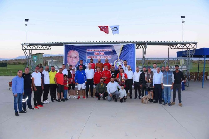 Salihli’de 100. Yıl Turnuvası’nda Kupalar Sahiplerini Buldu