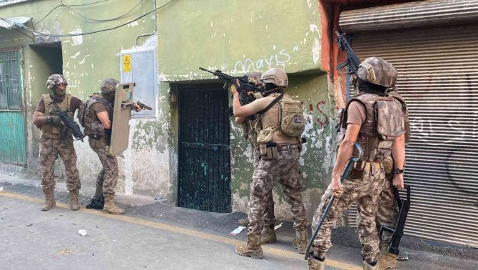 Mersin’de Deaş’a Şafak Operasyonu: 10 Gözaltı Kararı
