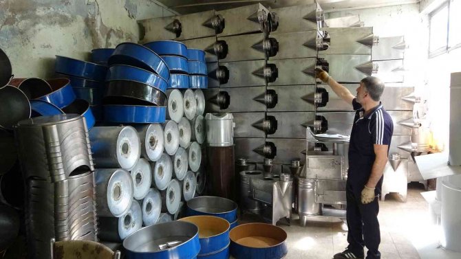 Muş’ta Havaların Soğumasıyla Sac Soba Üretimine Başlandı