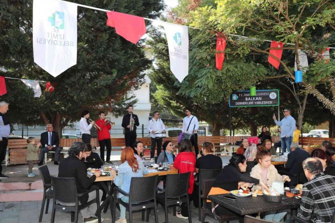 Rumeli Ve Balkan Lezzetleri İ̇zmitlilerle Buluştu