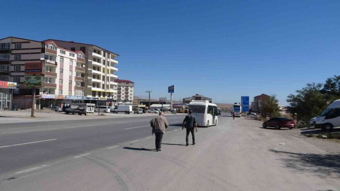 Sanayi Esnafı Kazaların Yaşandığı Yolda Düzenleme Yapılmasını İstiyor