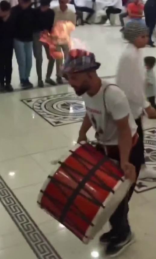 Elazığ’da Alevli Davul Şov