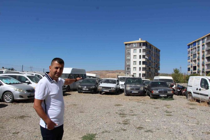 Araç Fiyatları Arttı, Lüks Araçlar Yedieminde Çürümekten Kurtuldu