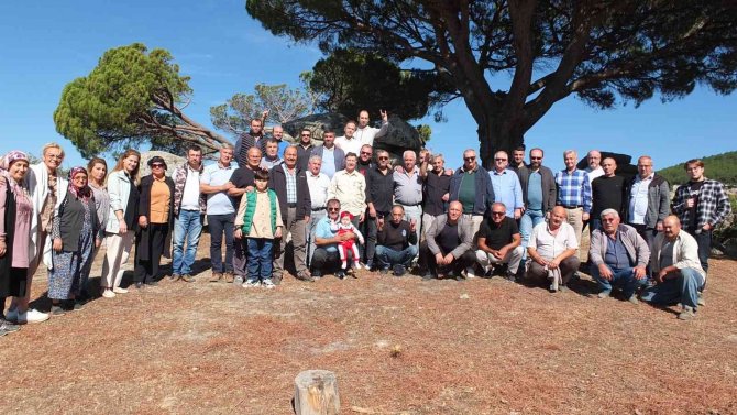 Balıkesir’de Cumhur İ̇ttifakı Dayanışma Yemeğinde Bir Araya Geldi