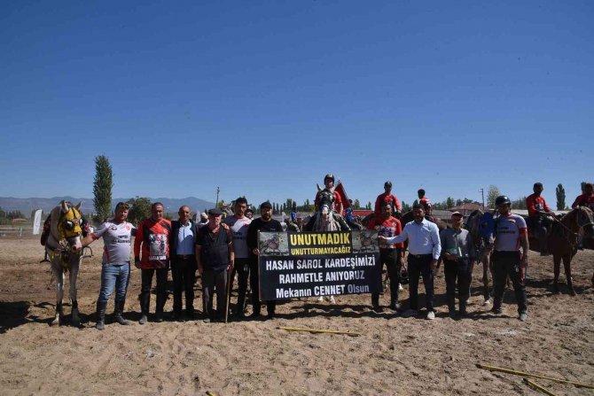 Sındırgı’da Cirit Şöleni