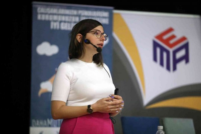 Yenimahalle Personeline Bağımlılıkla Mücadele Eğitimi