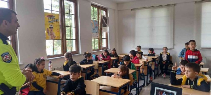 Trafik Parkında Eğitimler Başladı